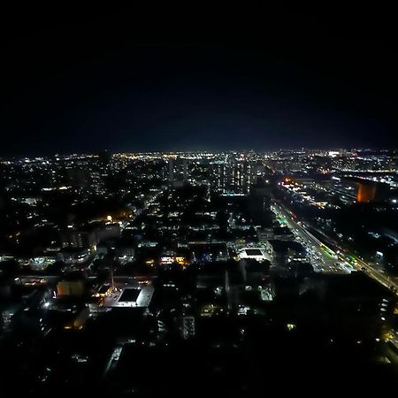Coast Stay By J 40Th Floor Penthouse Manila Eksteriør billede