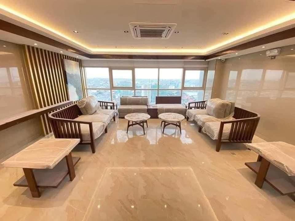 Coast Stay By J 40Th Floor Penthouse Manila Eksteriør billede